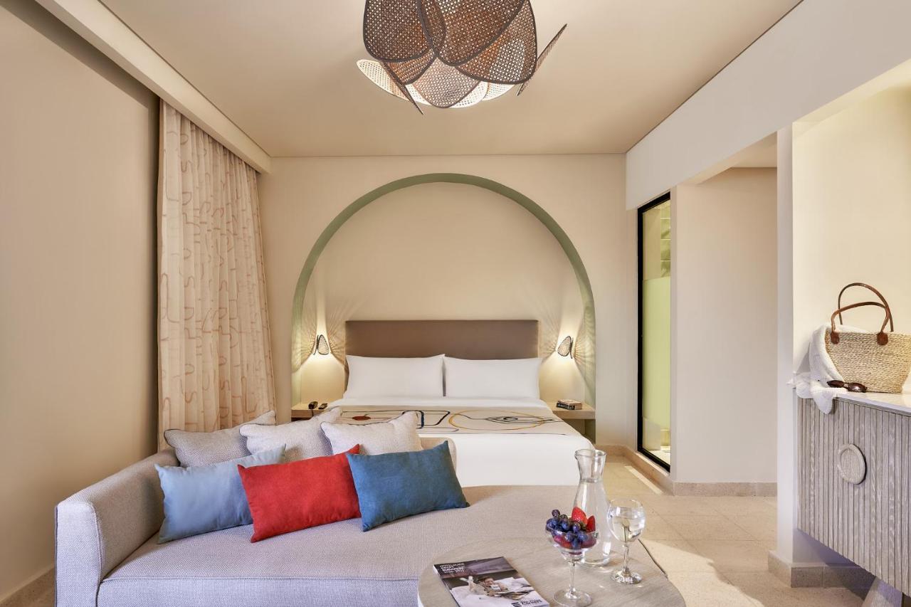 Junior Suite with Lagoon View,1340691260:JPEG