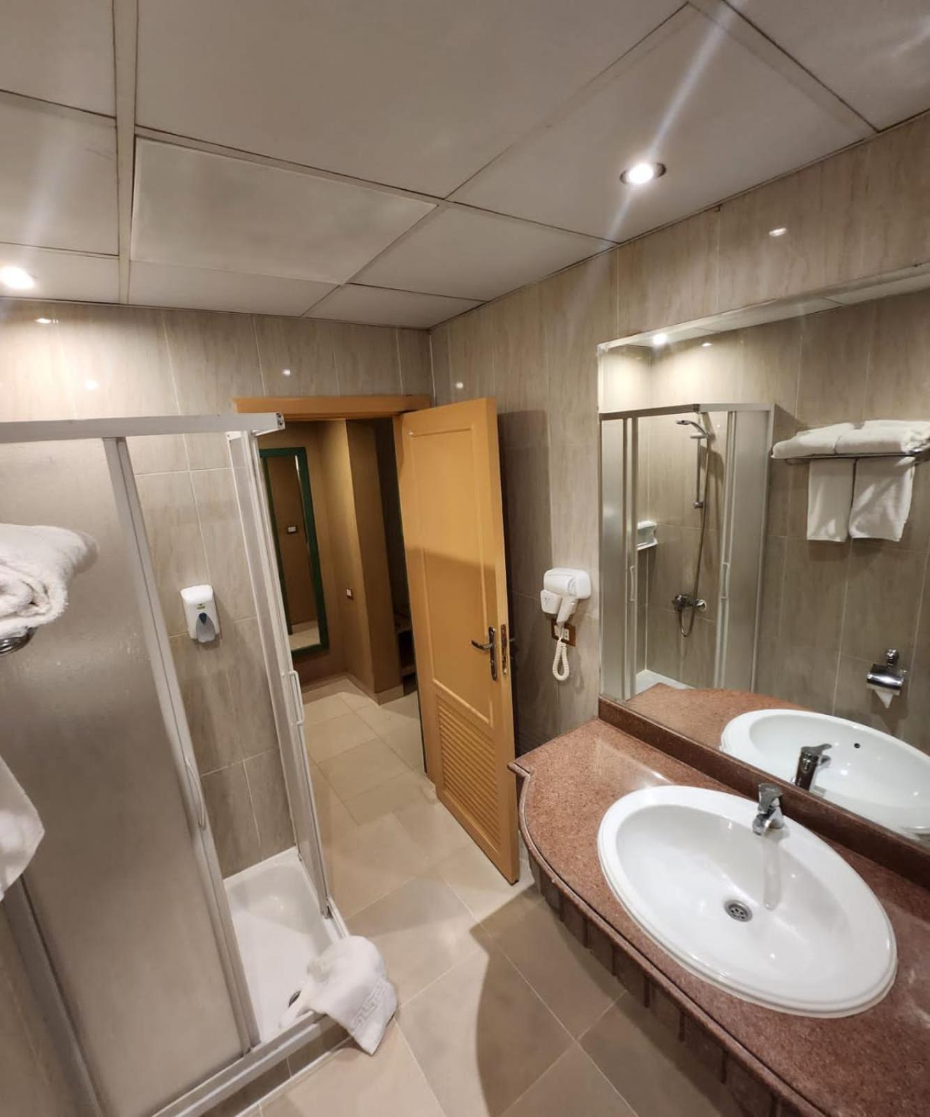 Superior Double or Twin Room,1742806546:JPEG