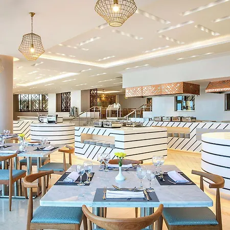 Hilton Hurghada Plaza Hotel-3